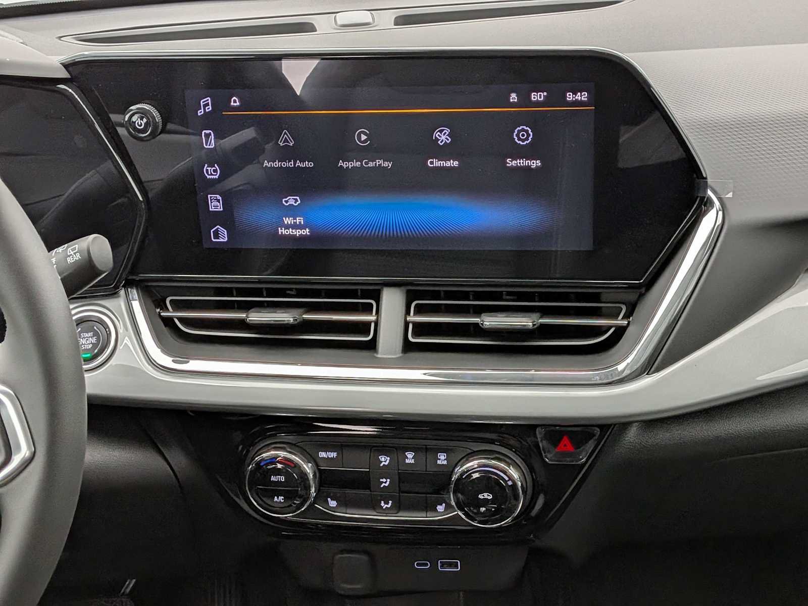 New 2026 Chevrolet Trax LT w/ Driver Confidence Package FWD image 30