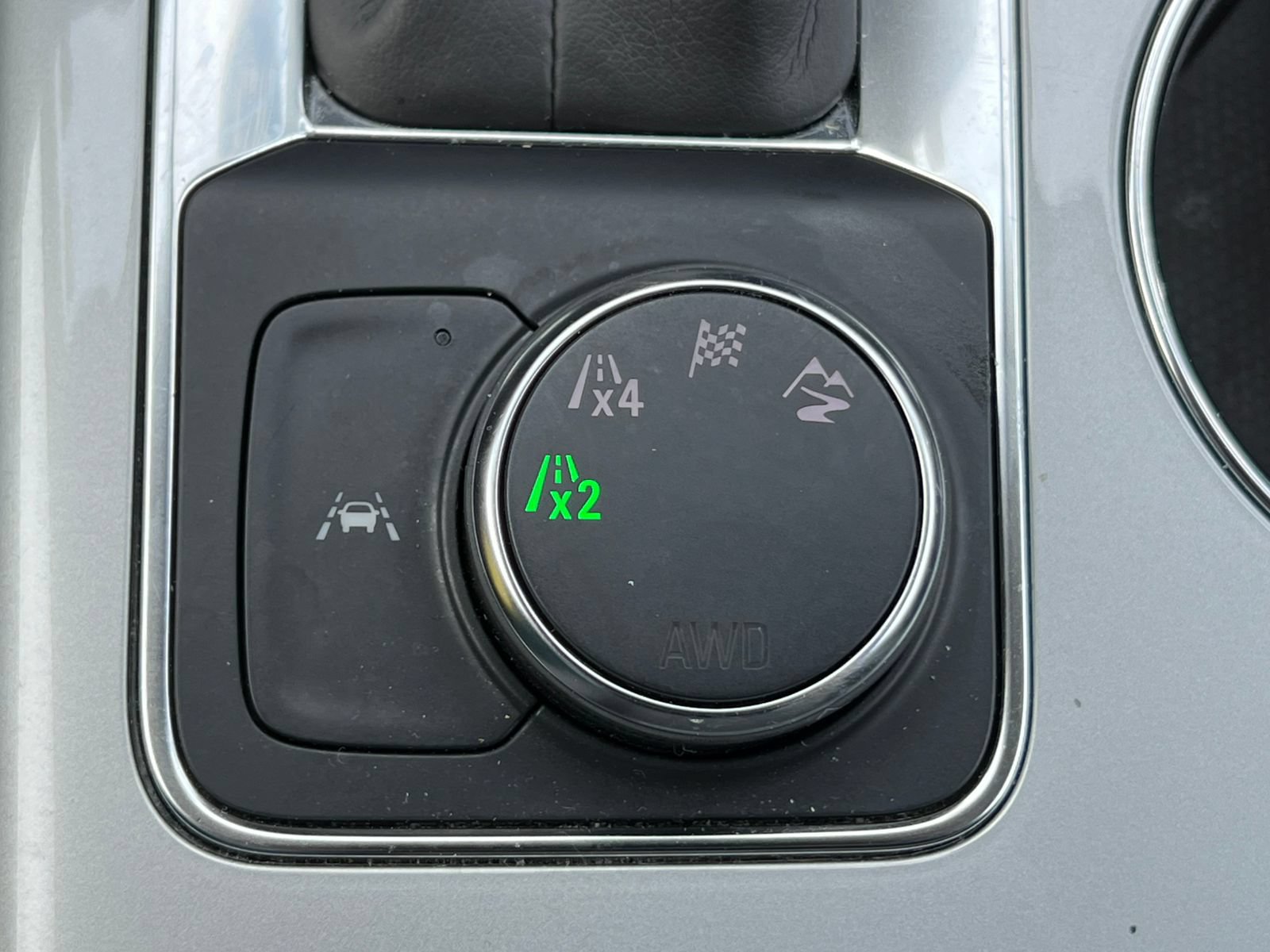 Used 2025 Chevrolet Blazer LT AWD/4WD image 28