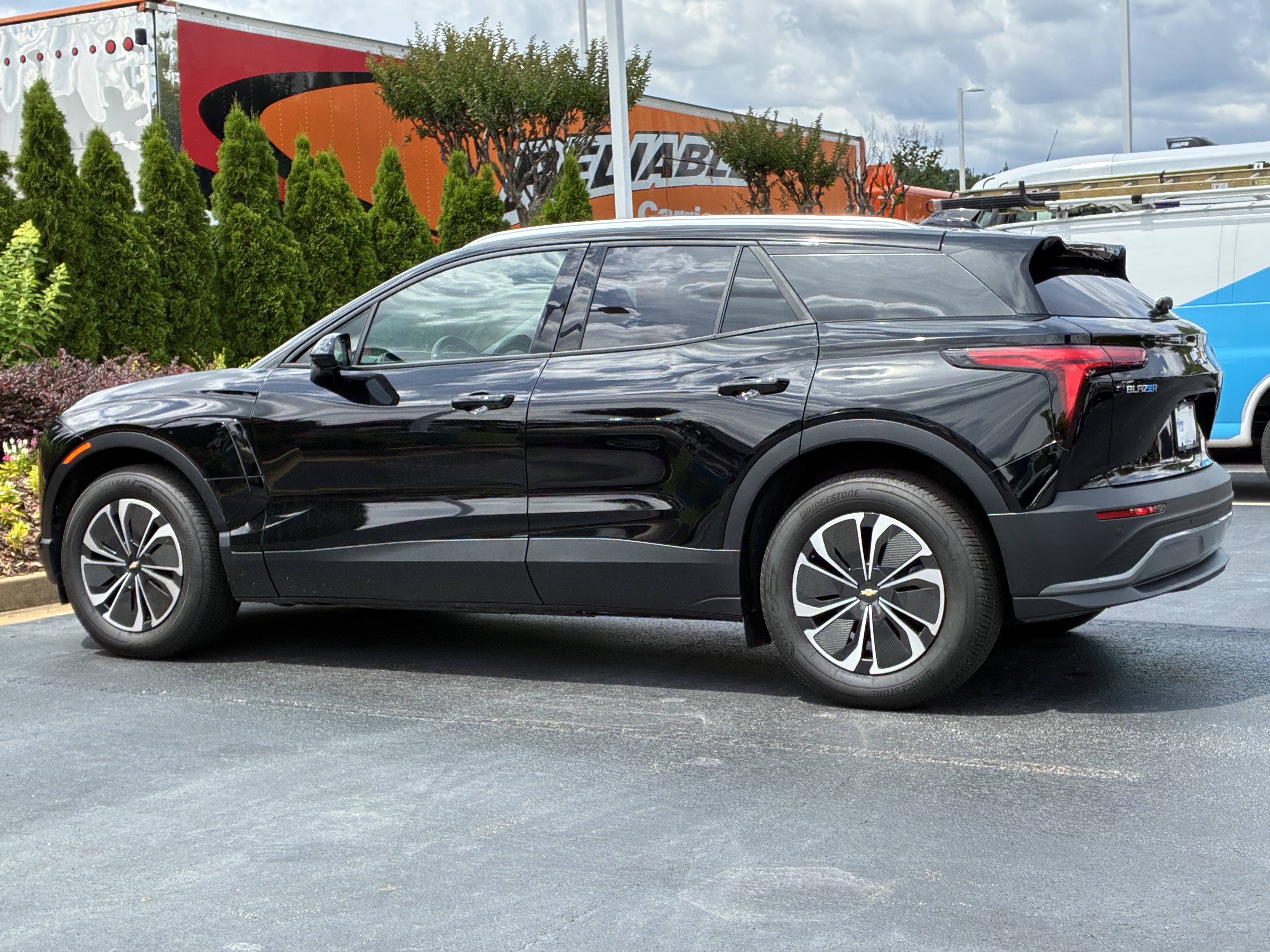 Used 2026 Chevrolet Blazer EV LT FWD image 8