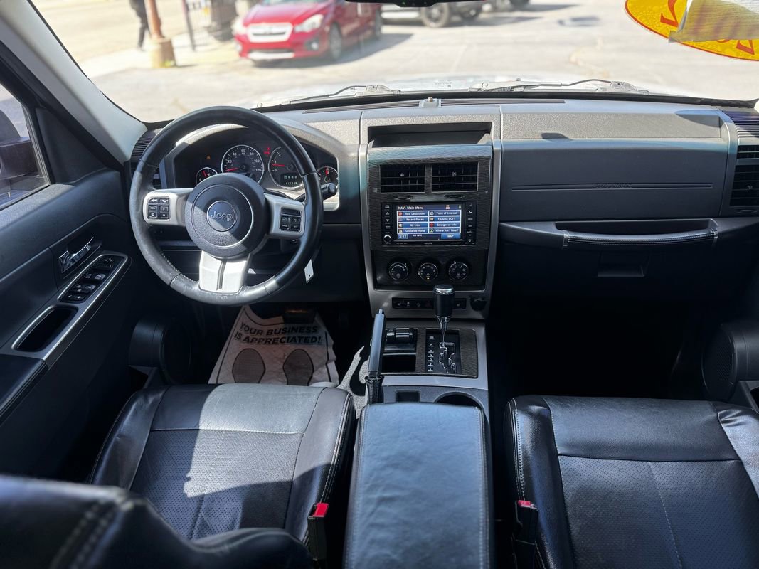 Used 2012 Jeep Liberty Limited Jet w/ Comfort/Convenience Group image 20