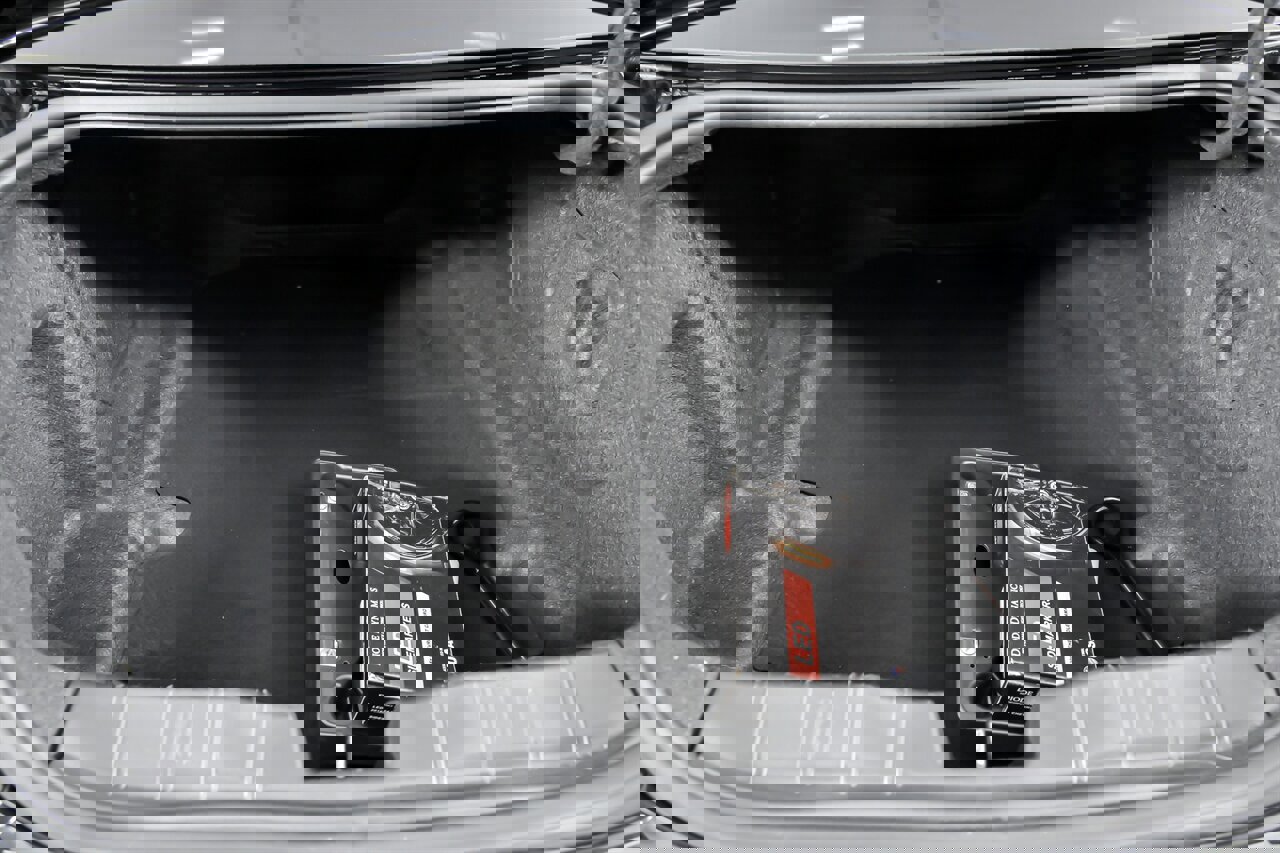 Used 2019 Chevrolet Camaro ZL1 image 16