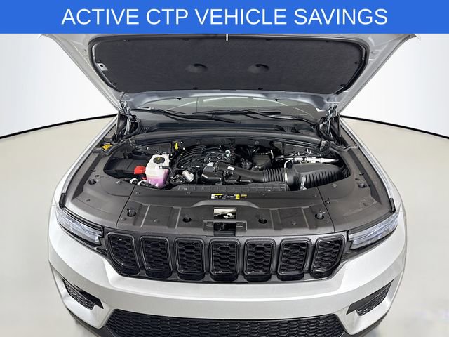 New 2025 Jeep Grand Cherokee Limited w/ Black Appearance Package image 28