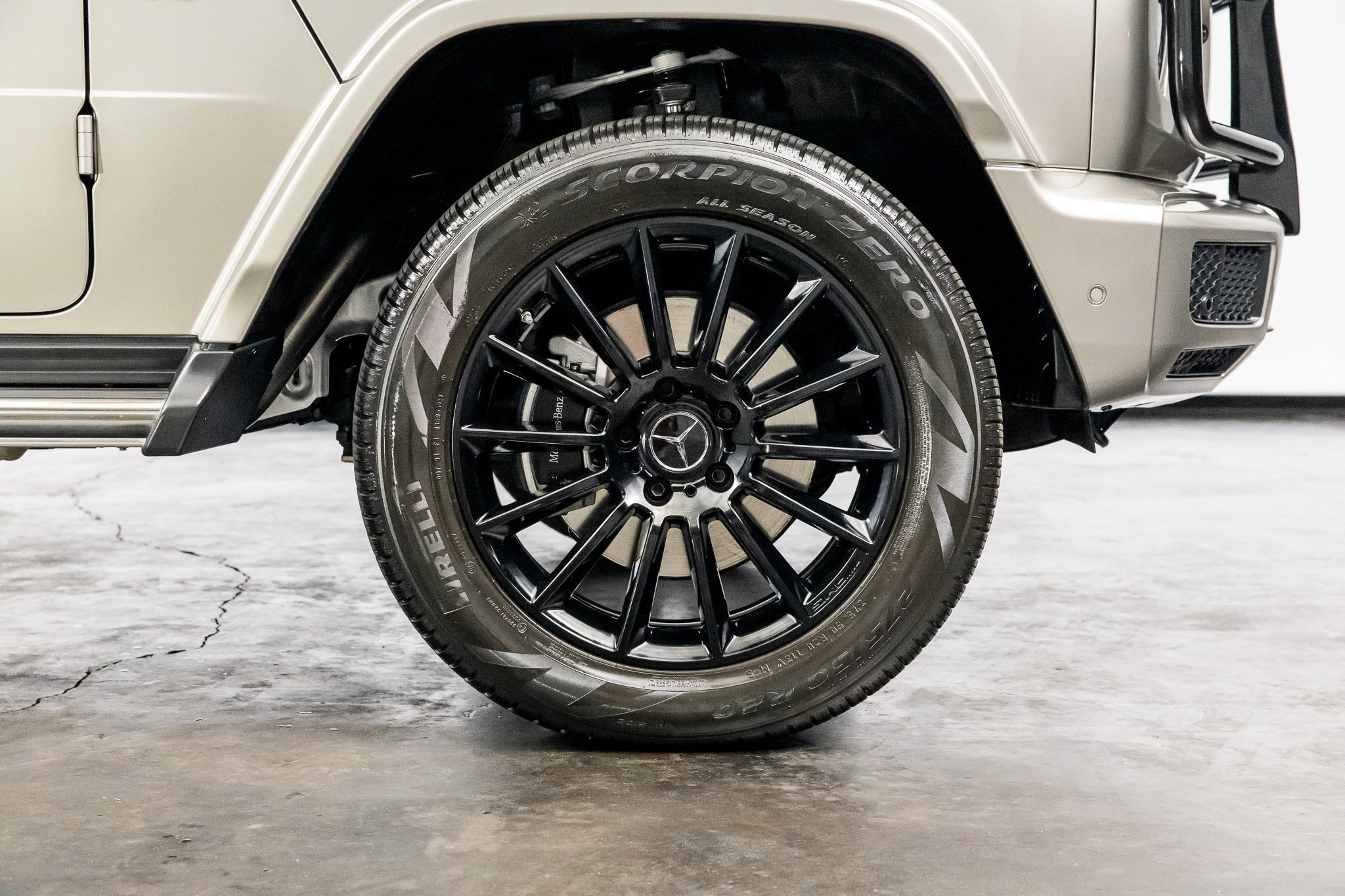 Used 2023 Mercedes-Benz G 550 image 26