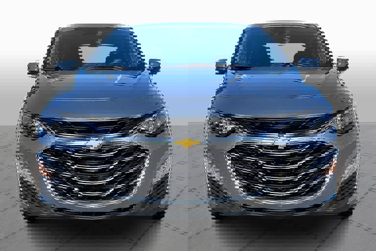 Used 2024 Chevrolet Malibu LT image 3