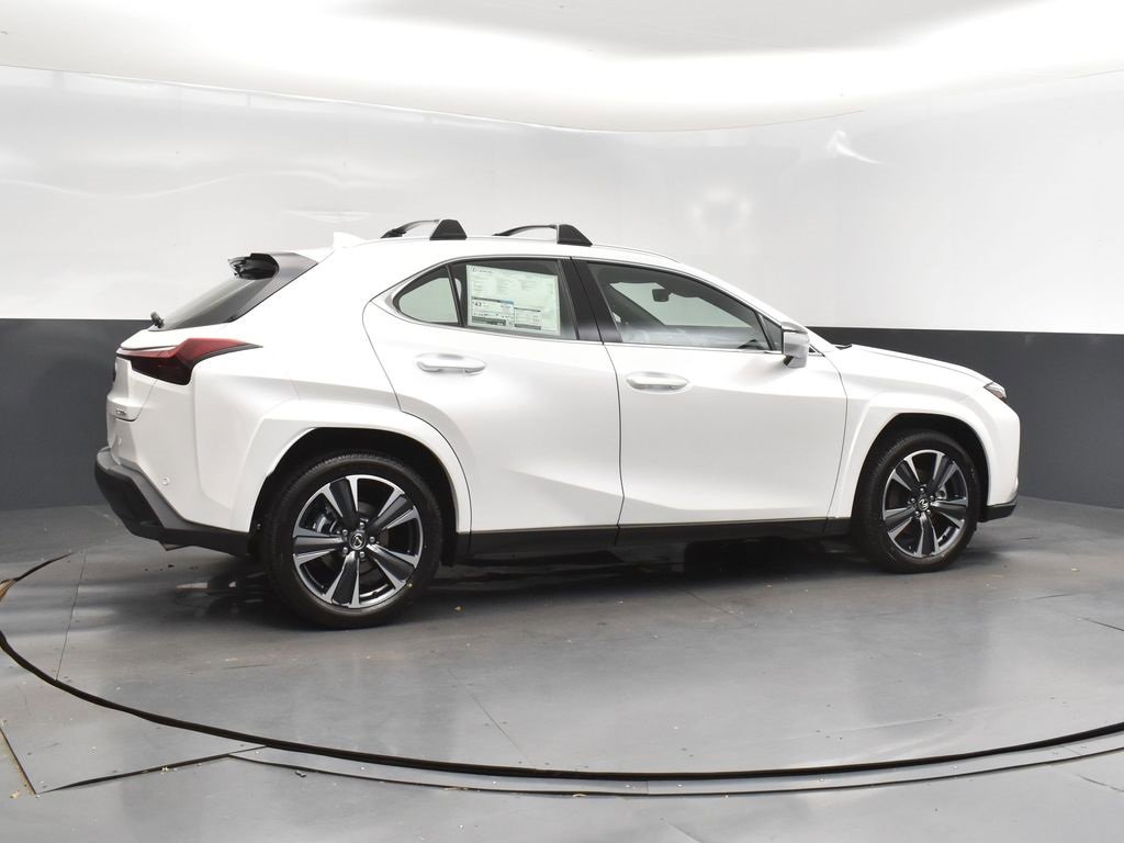 New 2025 Lexus UX 300h FWD image 8