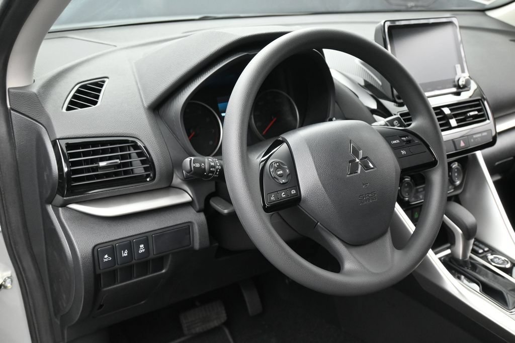 New 2026 Mitsubishi Eclipse Cross LE AWD/4WD image 14