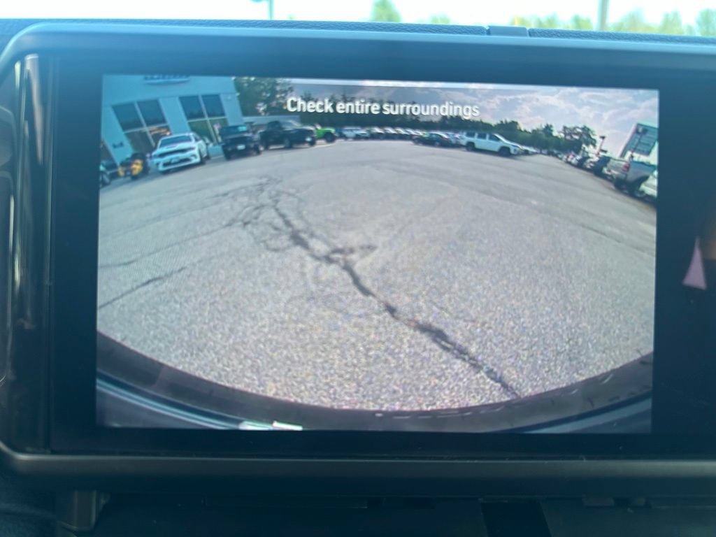 Used 2025 Jeep Wrangler Sport AWD/4WD image 24