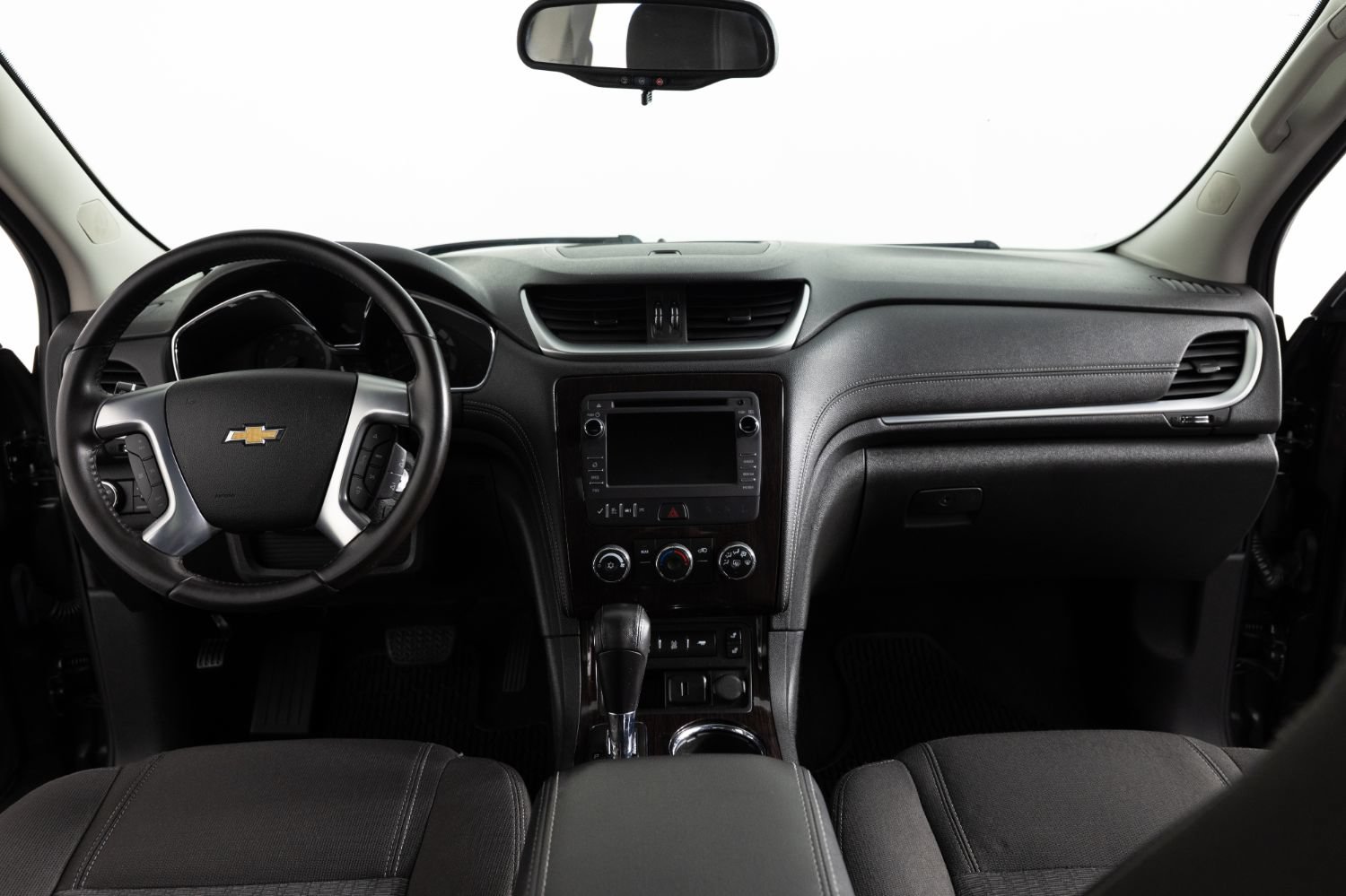 Used 2017 Chevrolet Traverse LT w/ True North Edition AWD/4WD image 35