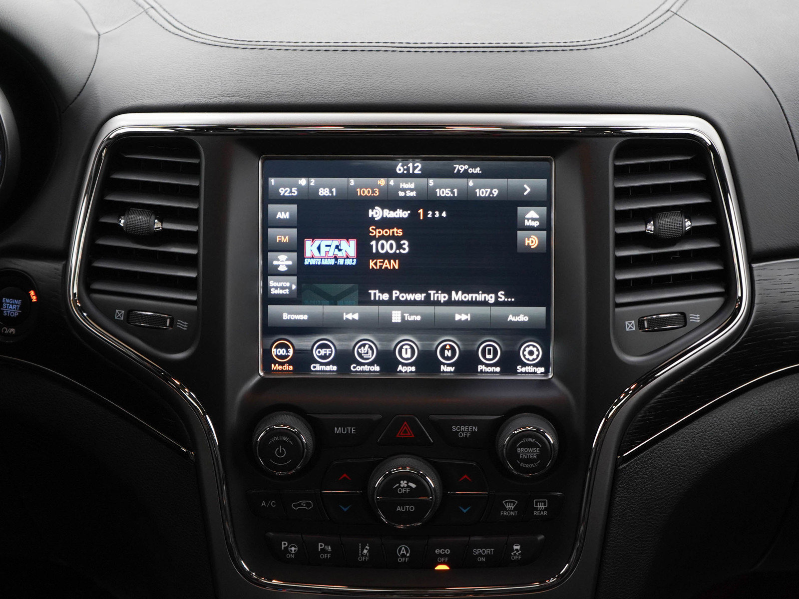 Used 2018 Jeep Grand Cherokee High Altitude AWD/4WD image 16
