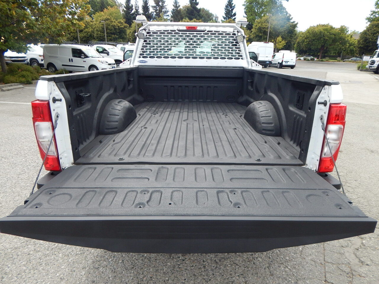 Used 2021 Ford F250 XL w/ Power Equipment Group RWD image 15