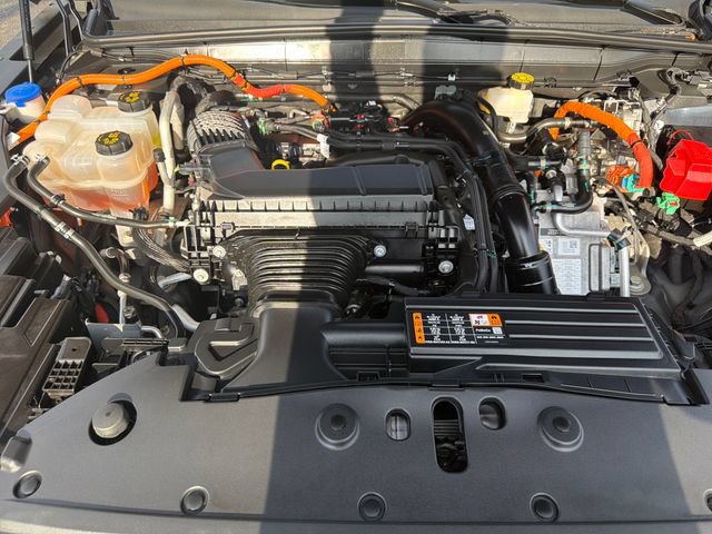 Used 2024 Lincoln Nautilus Premier w/ Equipment Group 102A AWD/4WD image 25