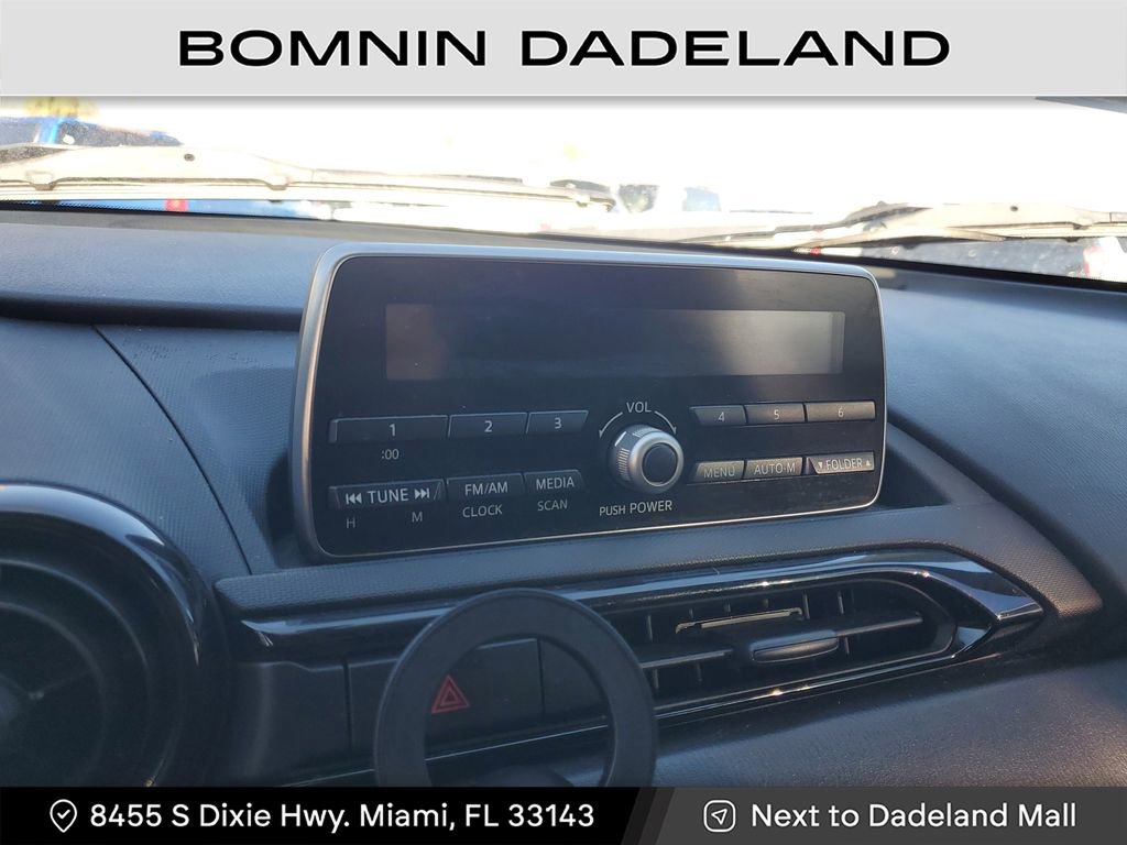 Used 2017 MAZDA MX-5 Miata Sport image 11