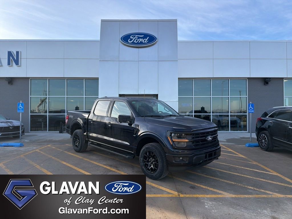 New 2026 Ford F150 XLT w/ Equipment Group 302A MID