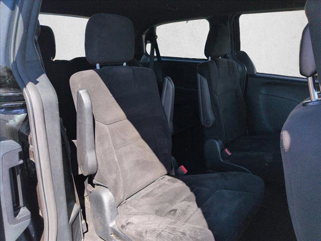 Used 2014 Dodge Grand Caravan SE image 16