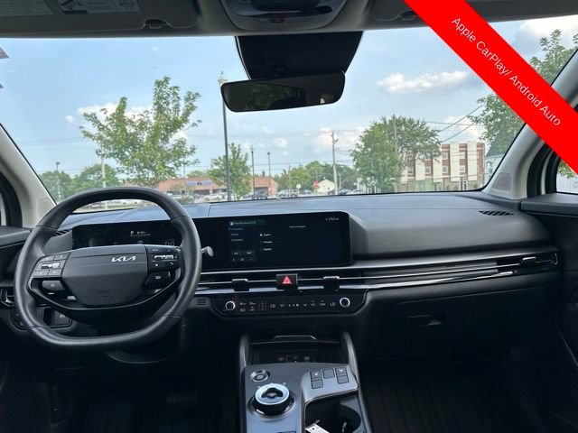 Certified 2026 Kia Sportage EX w/ EX Panoramic Sunroof Package AWD/4WD image 3