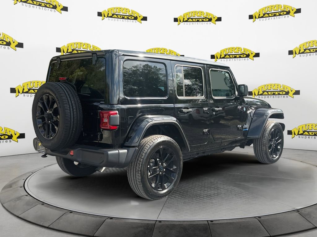 Certified 2025 Jeep Wrangler Unlimited Sahara w/ Safety Group image 5