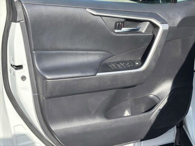 Certified 2022 Toyota RAV4 XLE Premium FWD image 26