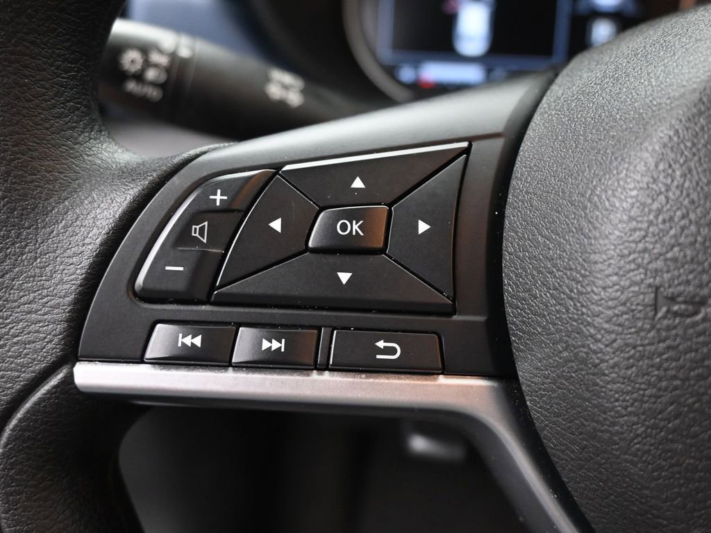 Used 2025 Nissan Versa SV image 24