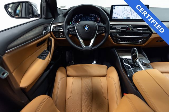 Certified 2023 BMW 540i xDrive w/ Convenience Package image 3