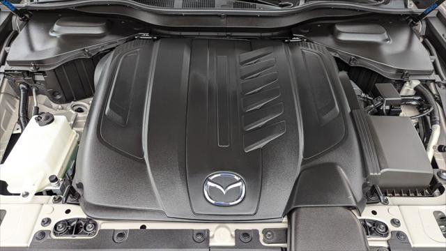 Used 2025 MAZDA CX-90 3.3 Turbo w/ Premium Plus Pkg image 32