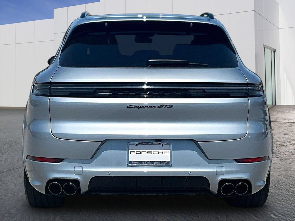 Certified 2026 Porsche Cayenne GTS AWD/4WD image 6