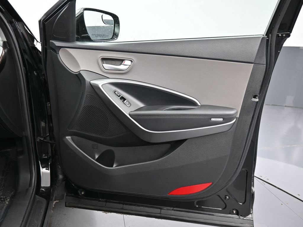 Used 2018 Hyundai Santa Fe Sport w/ 2.4L Value Package 02 image 39