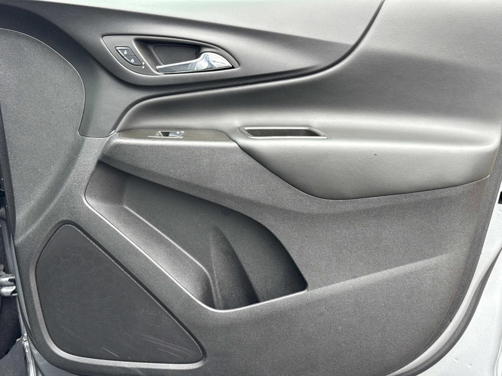 Used 2024 Chevrolet Equinox LT image 23