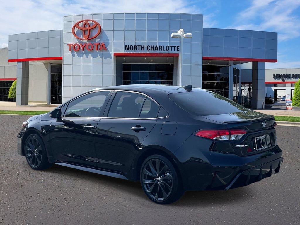 Used 2025 Toyota Corolla SE FWD image 5