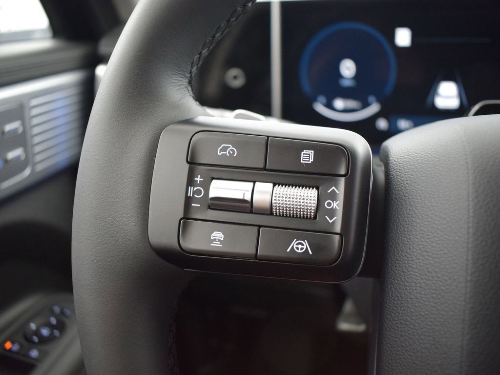 Used 2025 Hyundai Santa Fe Limited image 15