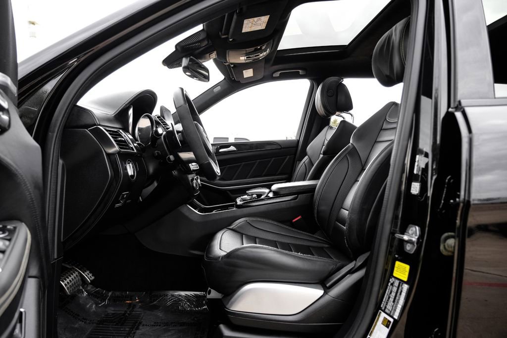 Used 2019 Mercedes-Benz GLS 63 AMG 4MATIC w/ AMG Night Styling Package image 3
