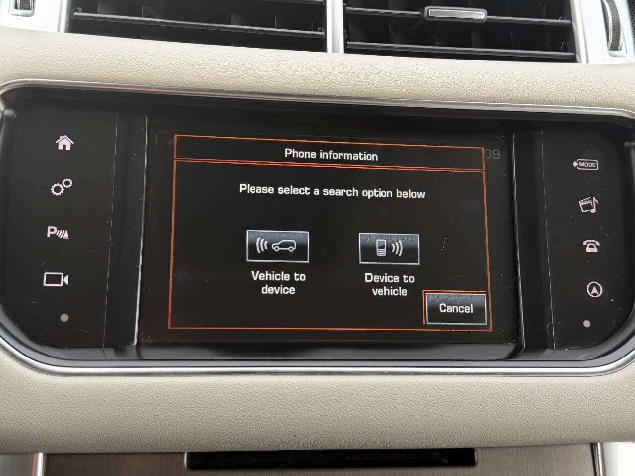 Used 2016 Land Rover Range Rover Sport SE AWD/4WD image 42