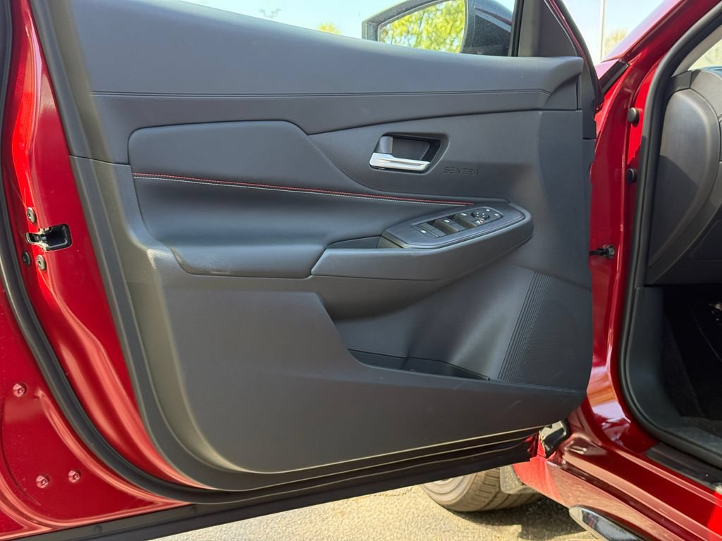 New 2026 Nissan Sentra SR w/ Floor Mat Package FWD image 22