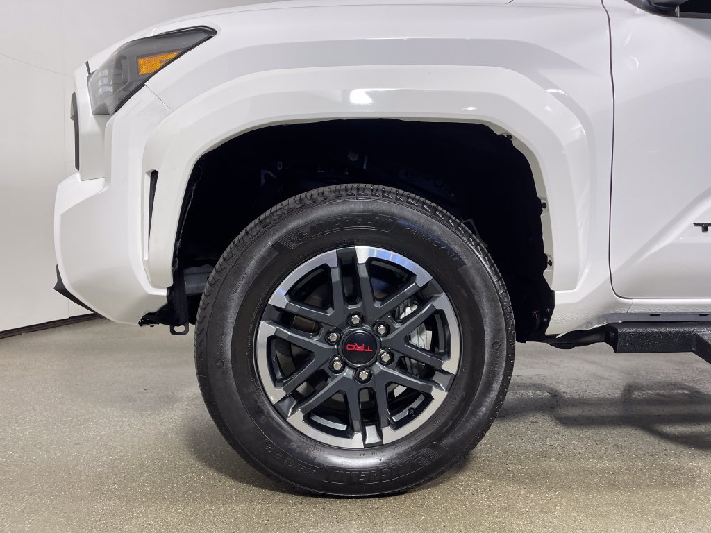 Certified 2025 Toyota Tacoma TRD Sport AWD/4WD image 11