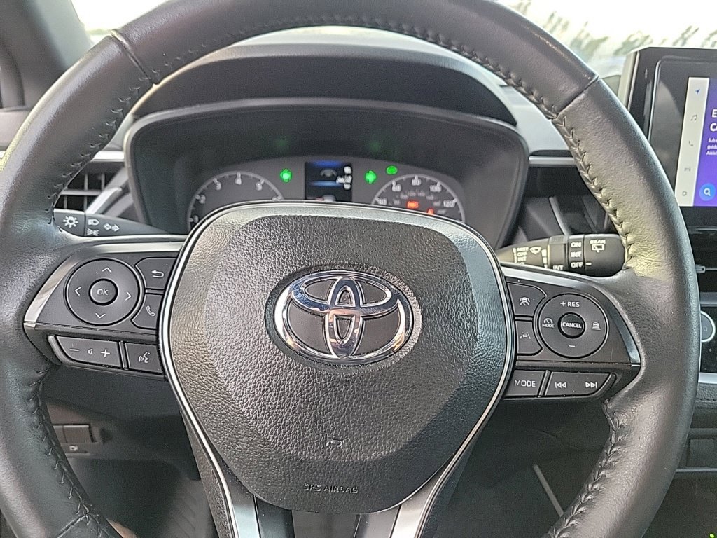 Used 2024 Toyota Corolla Cross AWD Hybrid image 10