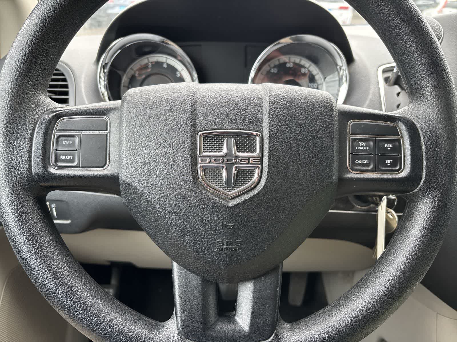 Used 2014 Dodge Grand Caravan SXT FWD image 8