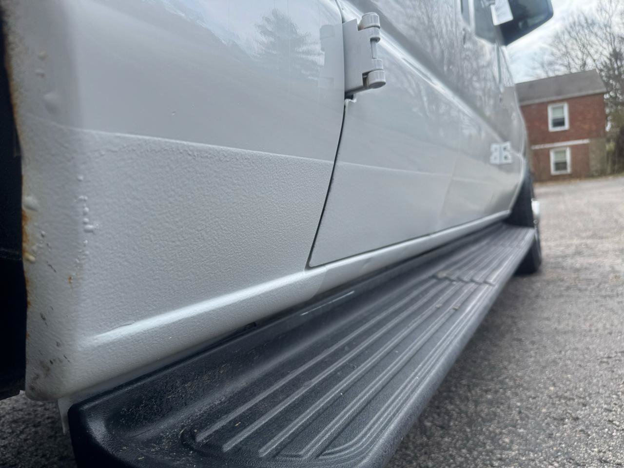 Used 2013 Ford E-350 and Econoline 350 XLT RWD image 14