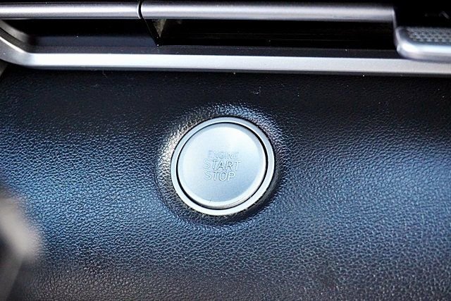 Used 2021 Hyundai Elantra SEL image 28