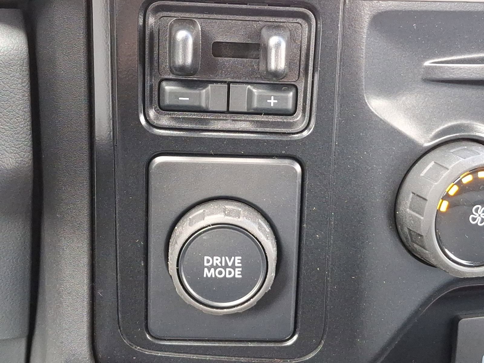 New 2024 Ford F550 2WD SuperCab Super Duty image 13