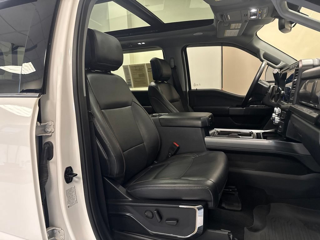 Used 2023 Ford F350 Lariat w/ Lariat Ultimate Package AWD/4WD image 44