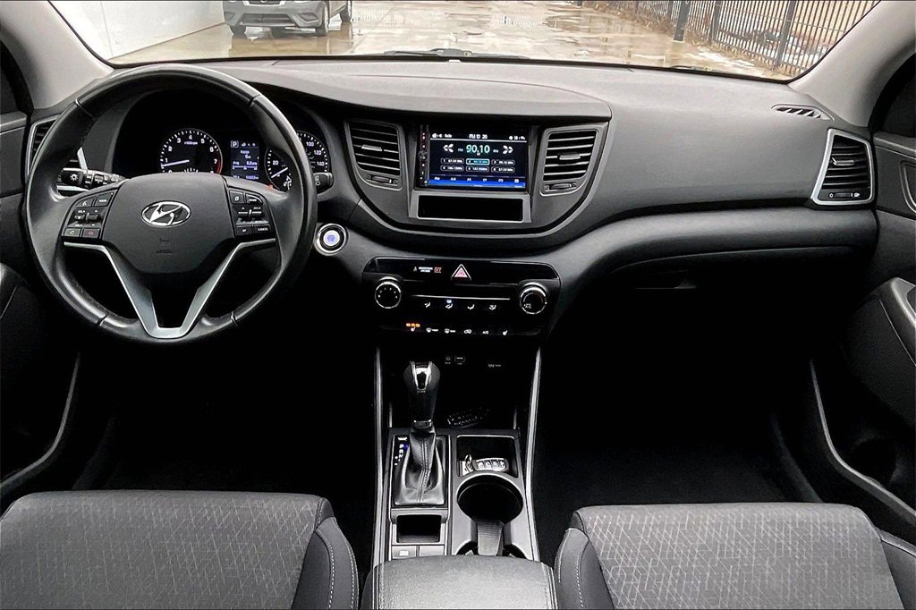Used 2017 Hyundai Tucson Sport image 15