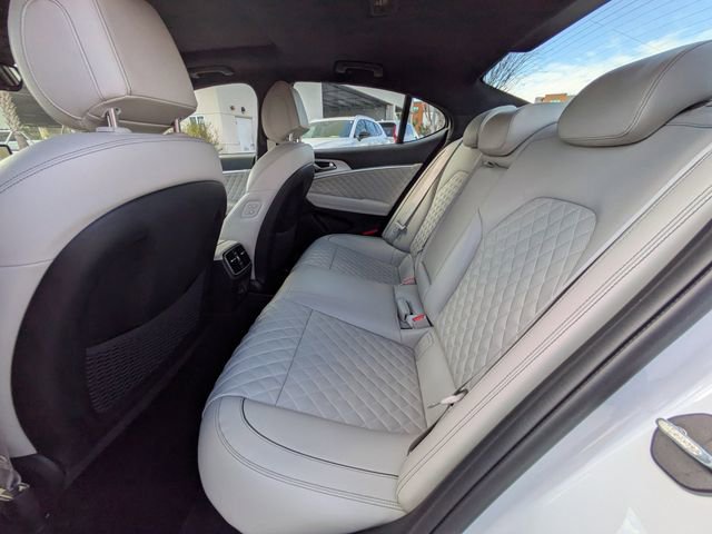 Used 2022 Genesis G70 3.3T w/ Sport Prestige Package image 11