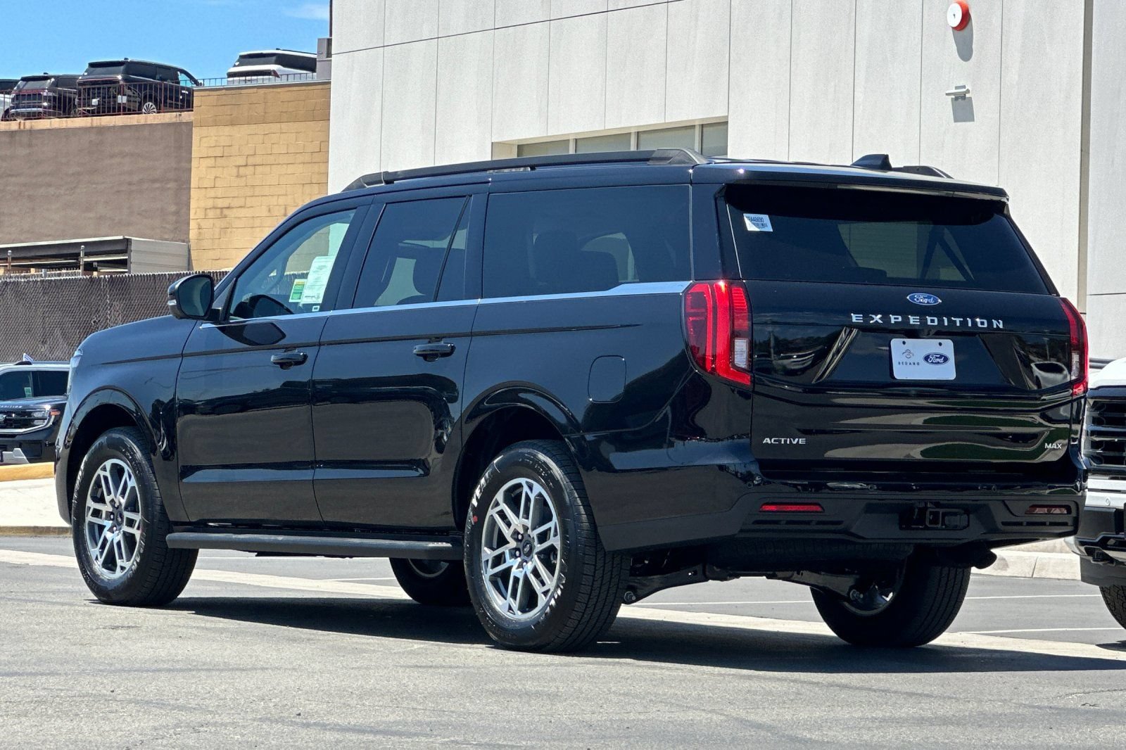 New 2026 Ford Expedition Max Active RWD image 5