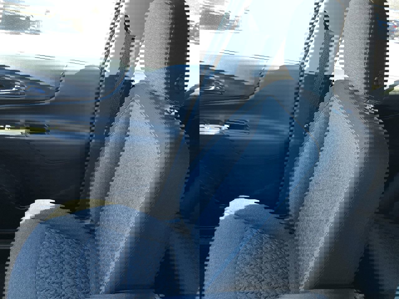 Used 2024 Chevrolet Equinox LT w/ LPO, Floor Liner Package image 23