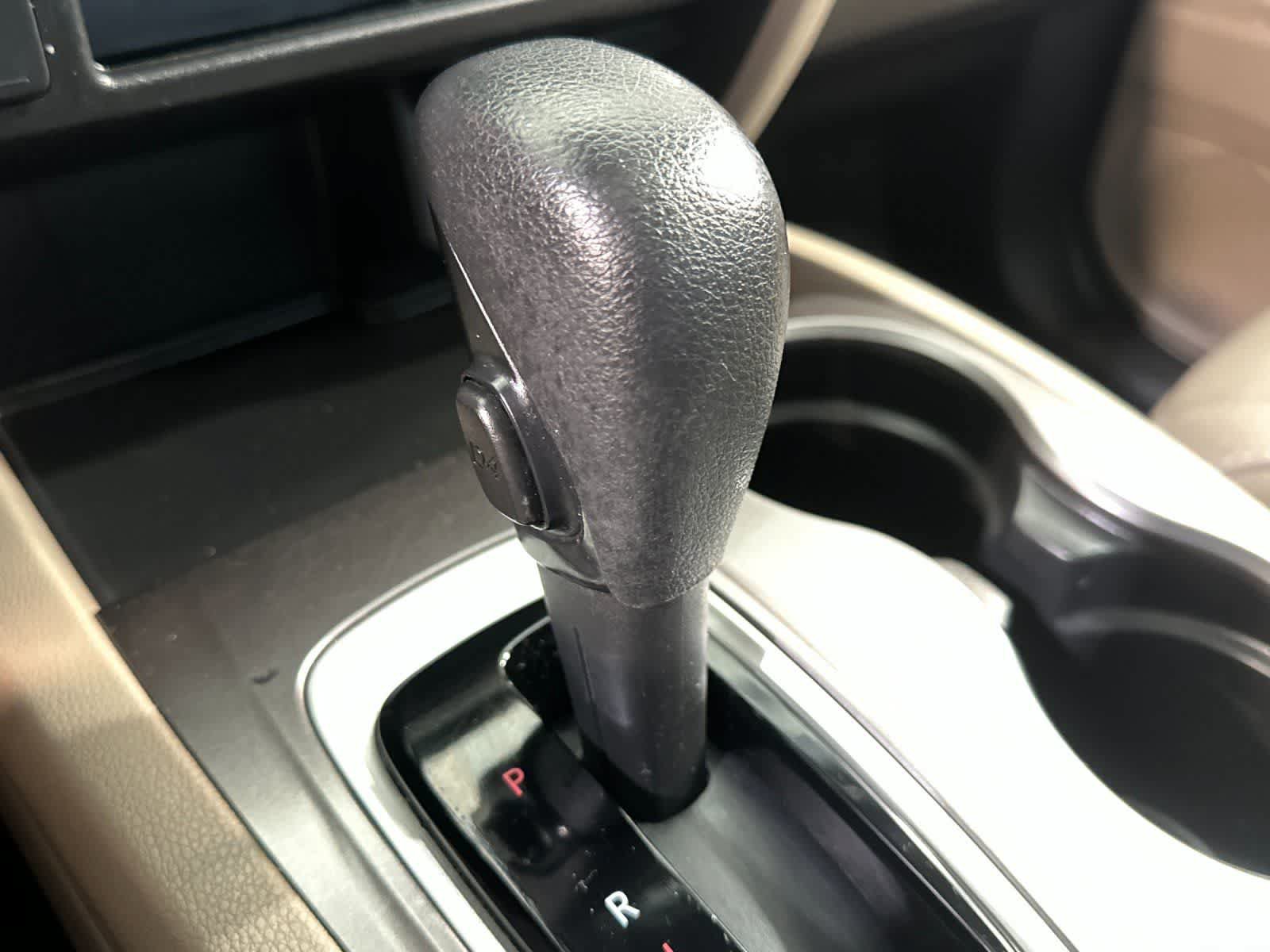 Used 2017 Honda Pilot EX-L image 23