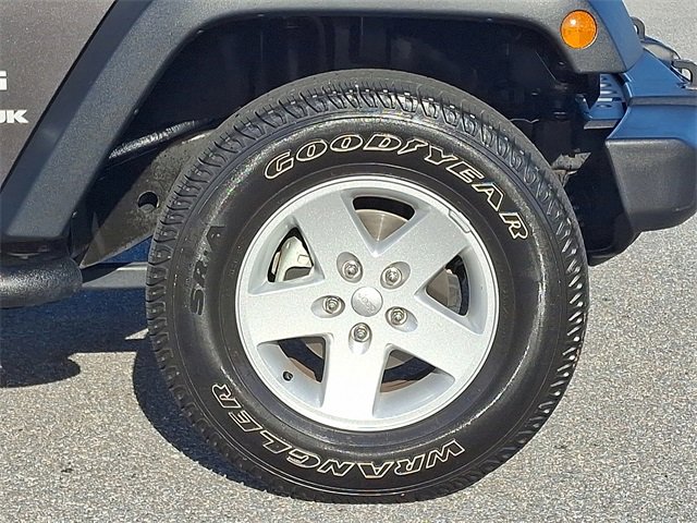 Used 2018 Jeep Wrangler Sport image 8