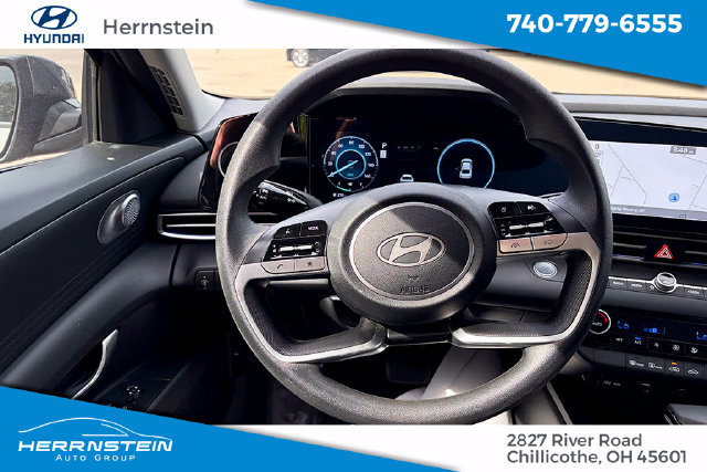 Used 2024 Hyundai Elantra SEL FWD image 7