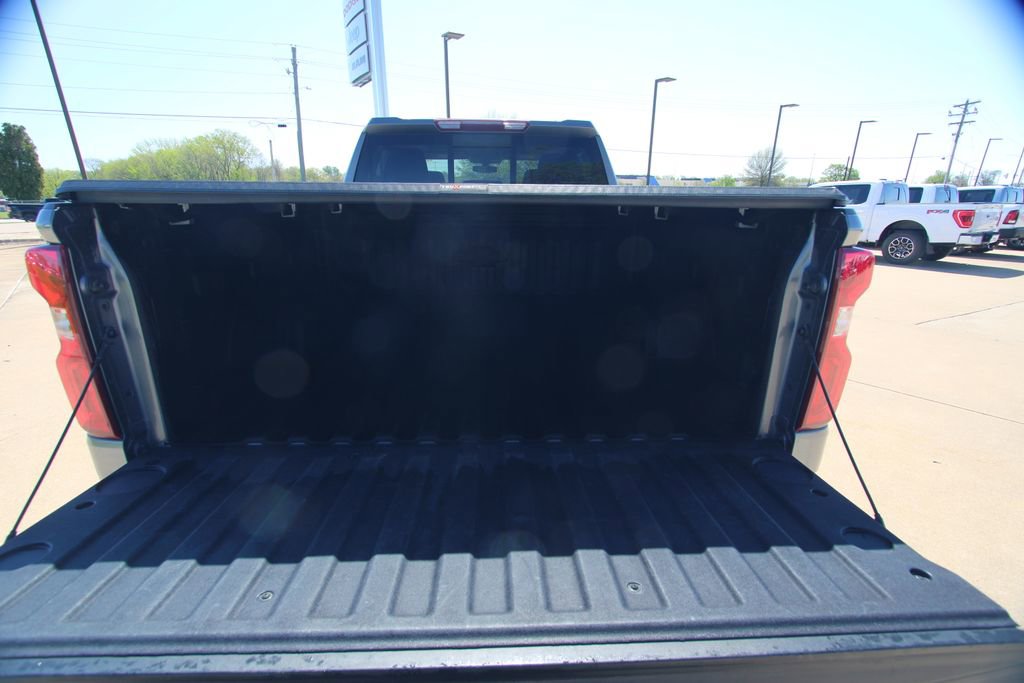 Used 2021 Chevrolet Silverado 1500 LT Trail Boss w/ Convenience Package II AWD/4WD image 14