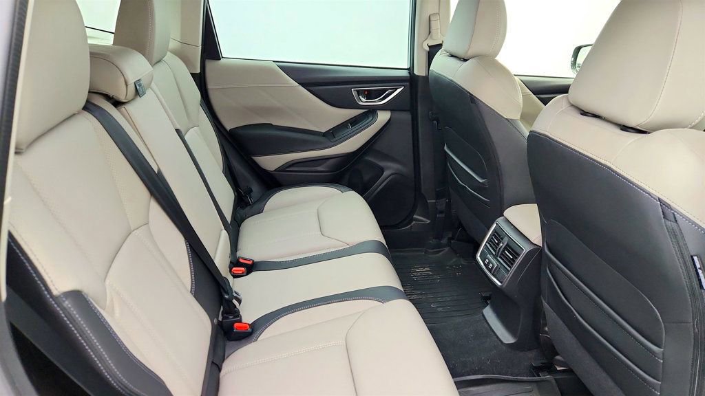 Used 2023 Subaru Forester Limited AWD/4WD image 20
