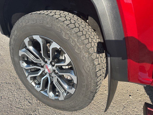 Certified 2024 GMC Canyon Denali image 6