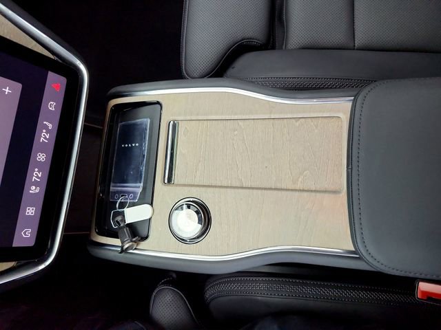New 2025 Volvo EX90 Plus w/ Protection Package Premier image 27
